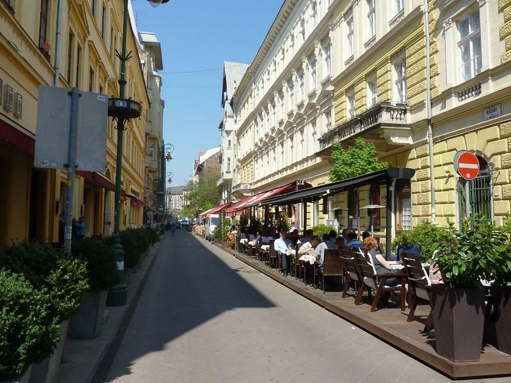 Downtown Boutique Suite Budapest Ngoại thất bức ảnh