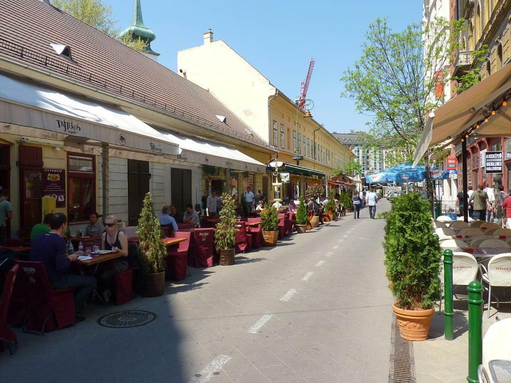Downtown Boutique Suite Budapest Ngoại thất bức ảnh